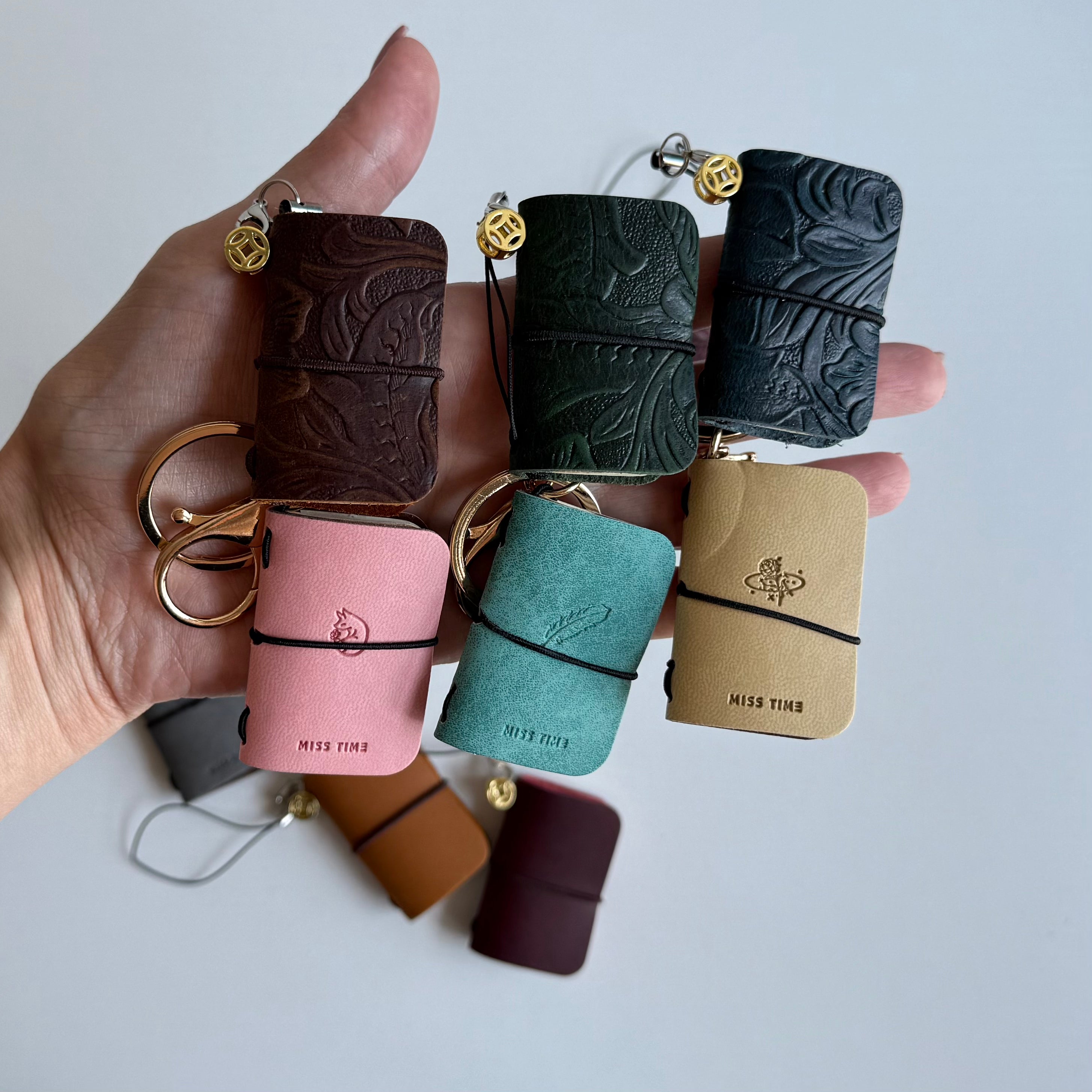 Mini Notebook KEYCHAIN – ALEXEN DREAM STORE LLC