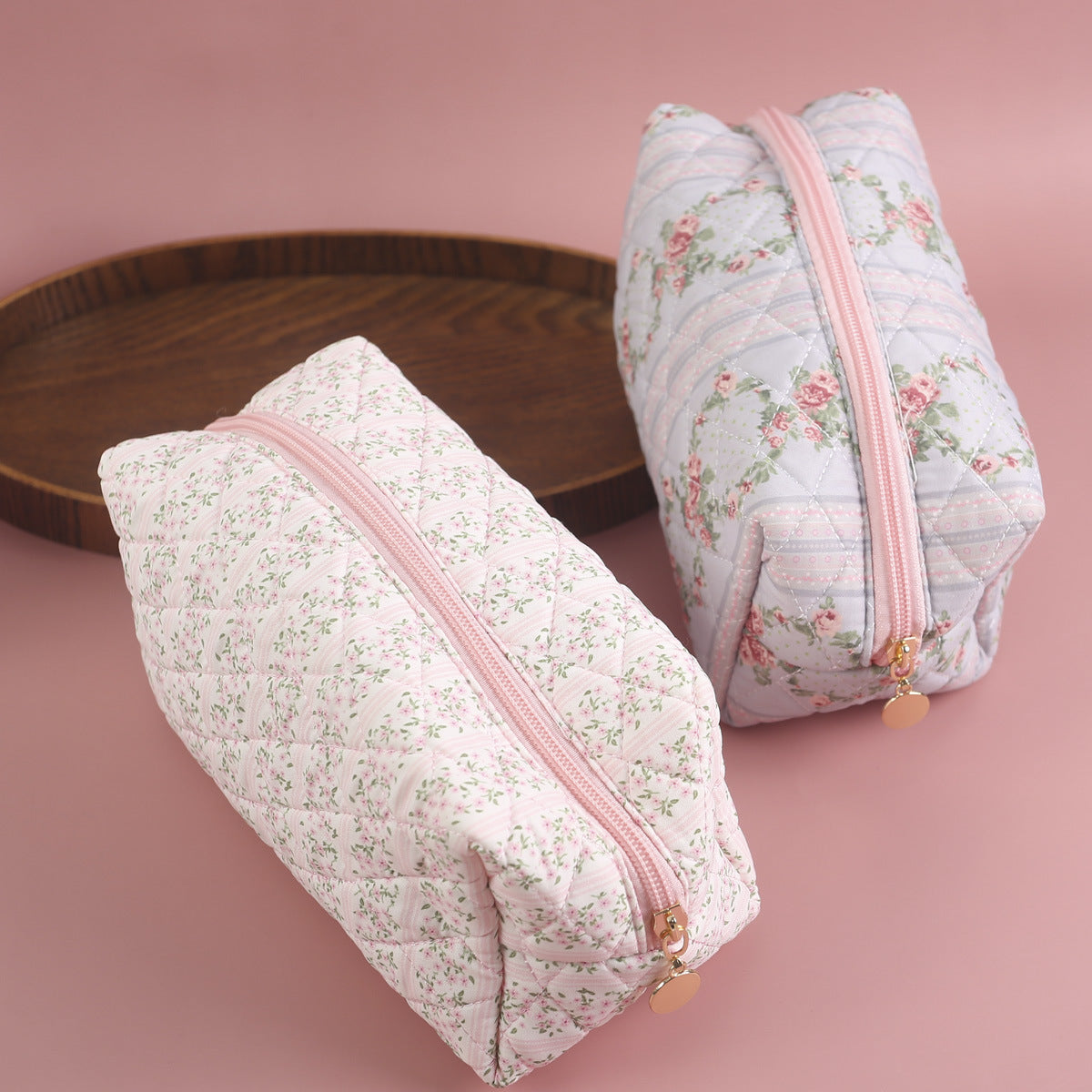 Cosmetic bag