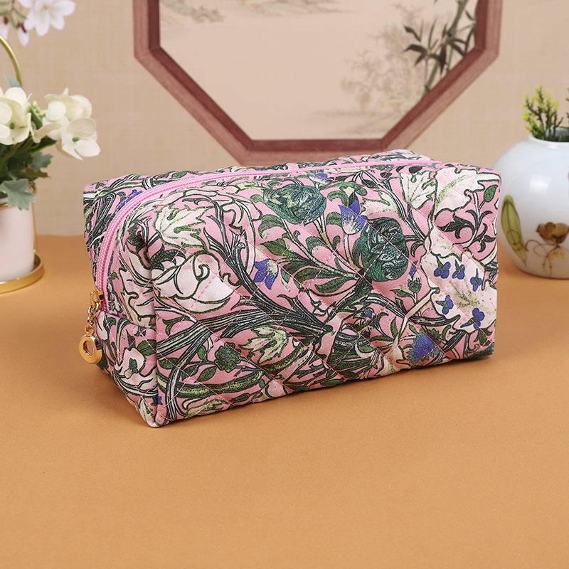 Cosmetic bag